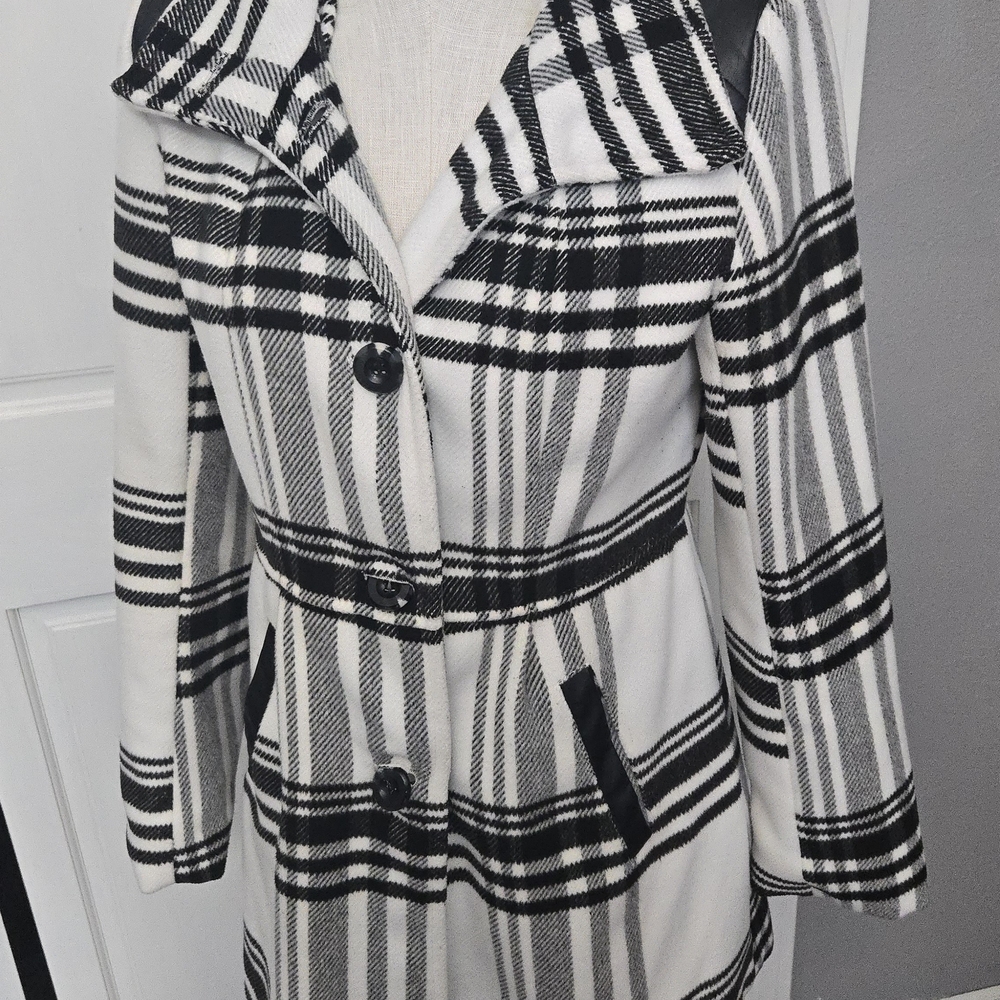 Iz Byer Black and White Plaid Trench Coat